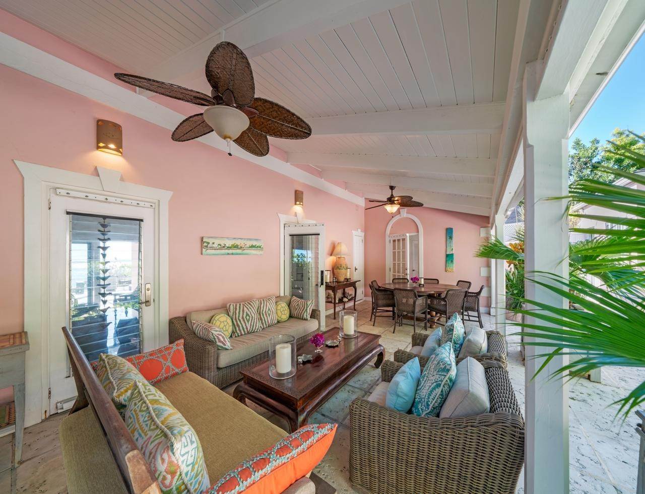 20. Single Family Homes for Sale at Harbour Island, Eleuthera Bahamas