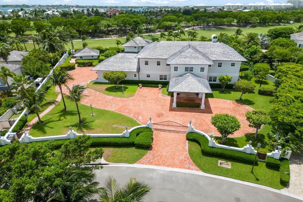 Single Family Homes por un Venta en Ocean Club Estates, Paradise Island, Nueva Providencia / Nassau Bahamas